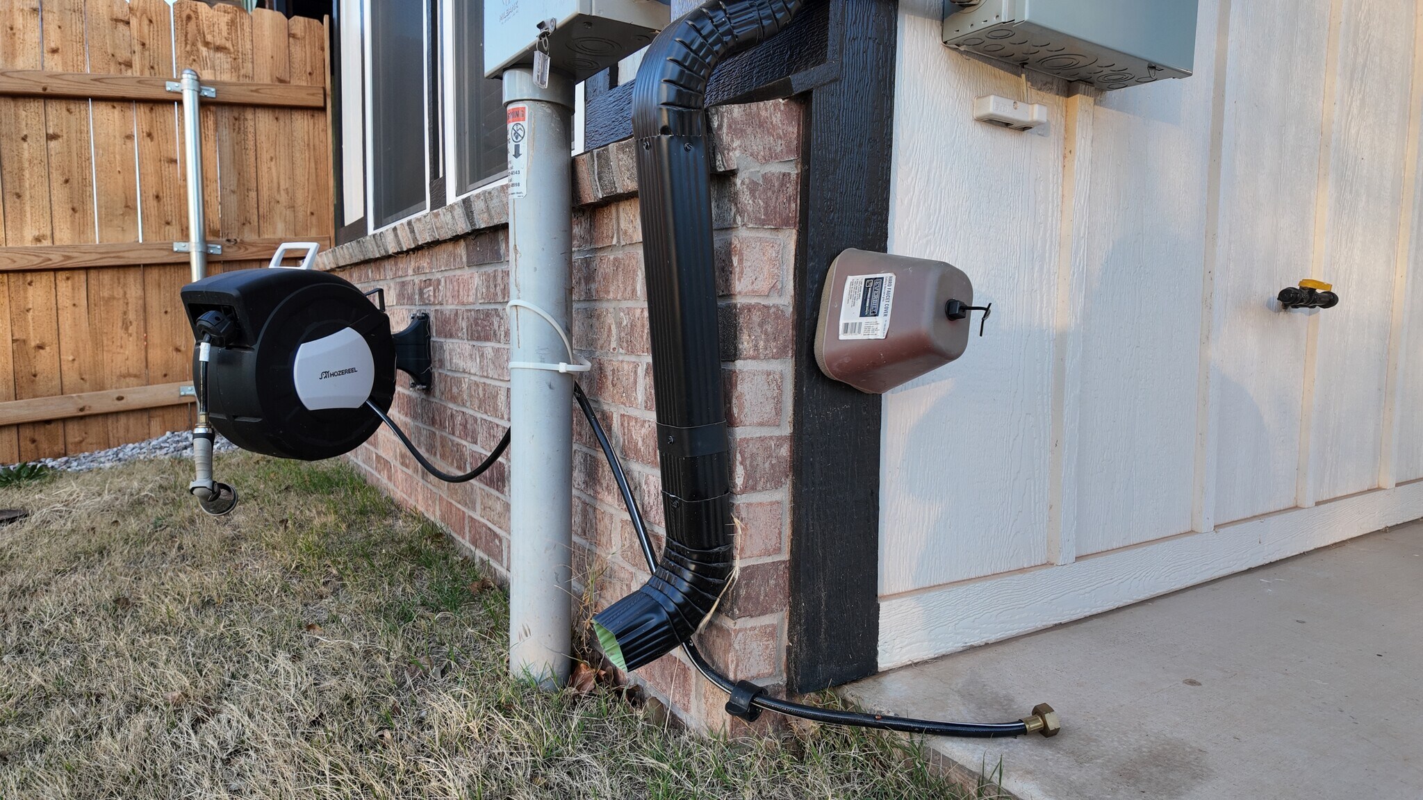 Building Photo - 4617 S East Ave