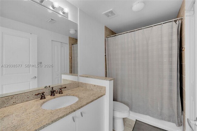 Building Photo - 5880 W Sample Rd