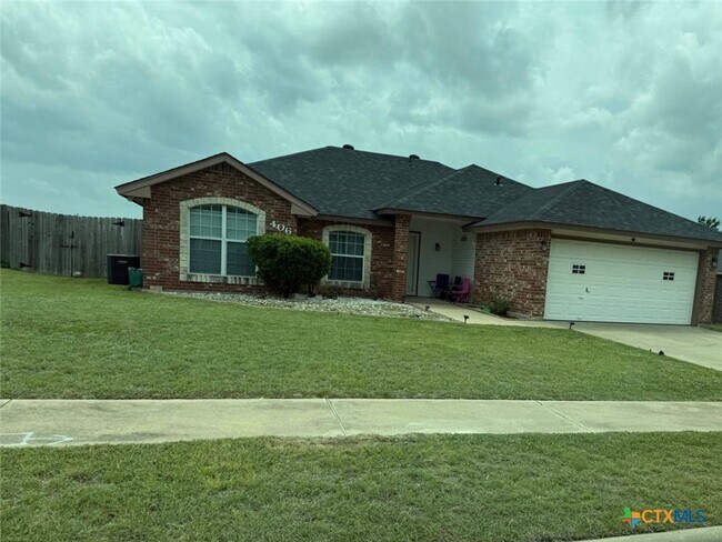 Primary Photo - 406 Ali Dr