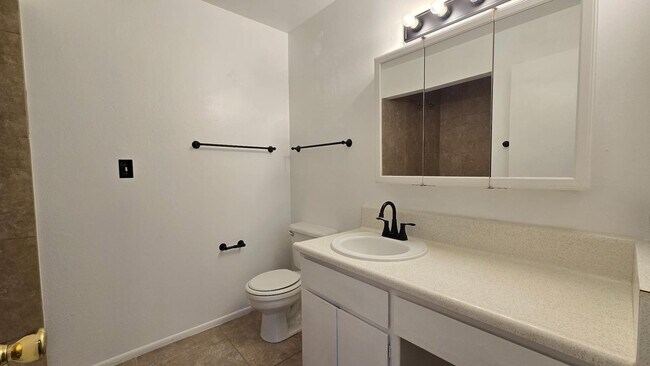 Building Photo - 4917 N 73rd St