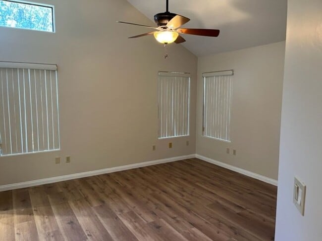 Building Photo - 8113 Wimbley Way