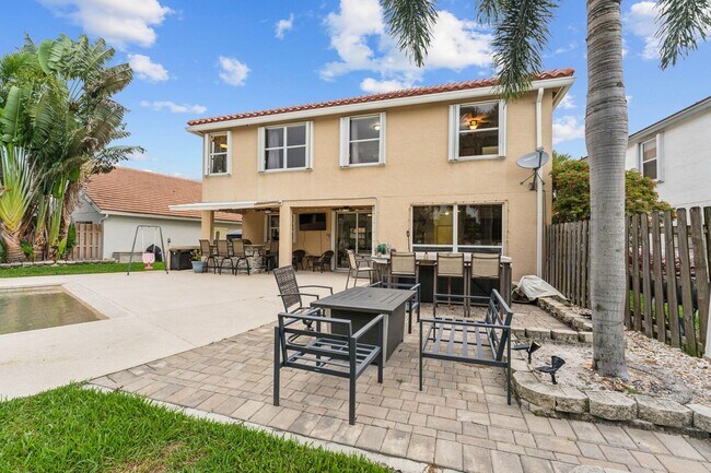 Building Photo - 7349 Oakboro Dr