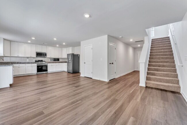 Building Photo - Stunning 3BR/2.5BA Home | Private Fenced Yard & Outdoor Oasis $2190/mo rent