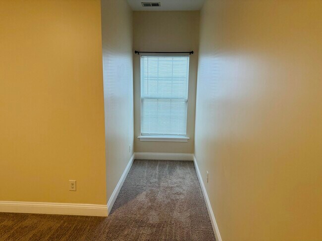 Building Photo - 2161 Millstone Way