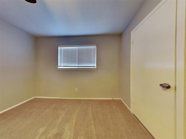 Building Photo - 22203 Barrygate Cir