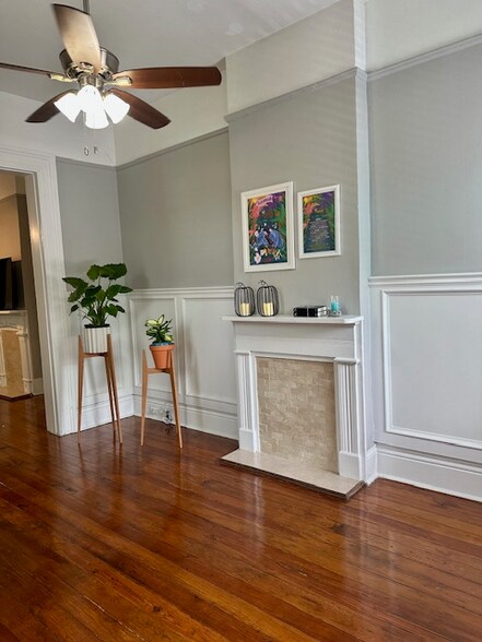 Building Photo - 3223 Dumaine St