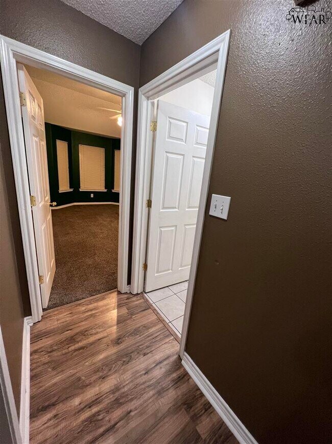 Building Photo - 6031 Van Dorn Dr