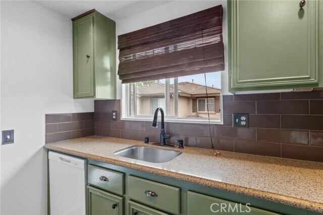 Building Photo - 278 Woodcrest Ln