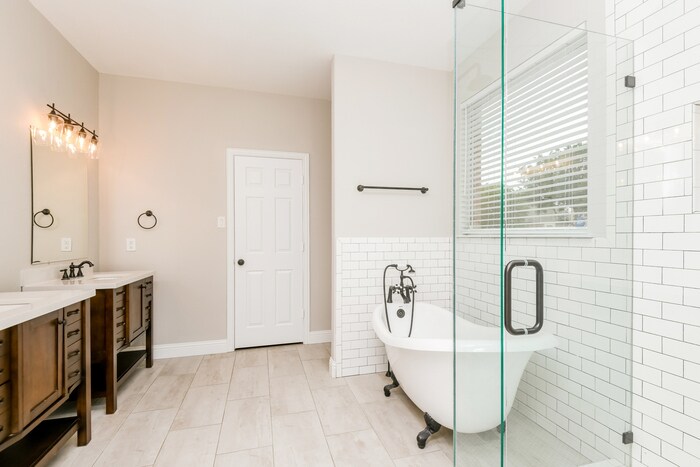 Building Photo - 1658 Stetson Dr