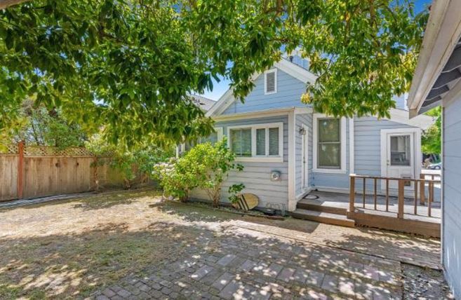 Building Photo - 514 Washington St