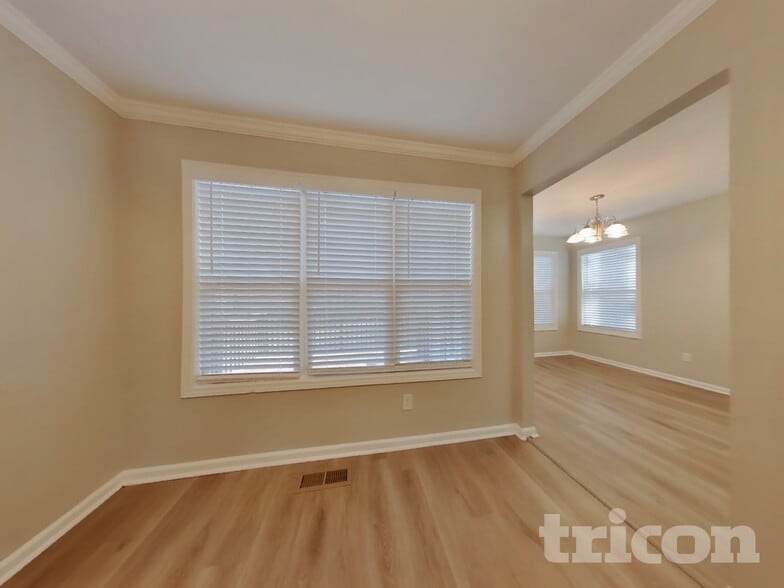 Building Photo - 191 River Ridge Dr