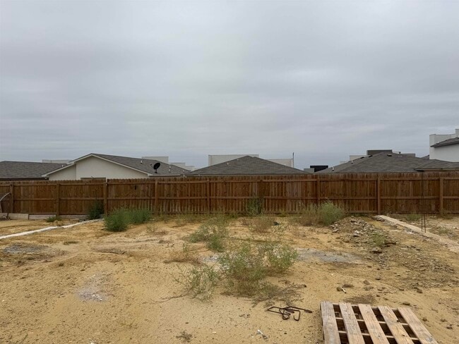 Building Photo - 4214 Gavilan Dr