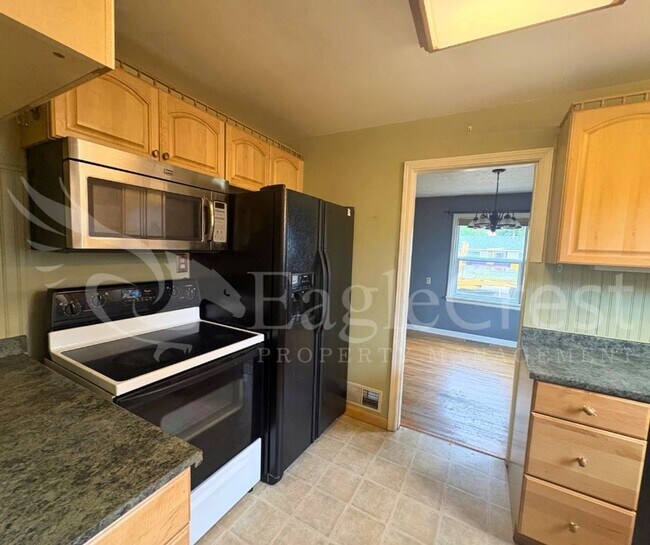 Building Photo - 127SW6