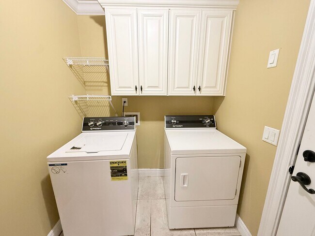 Building Photo - 2610 Caldwell Cir