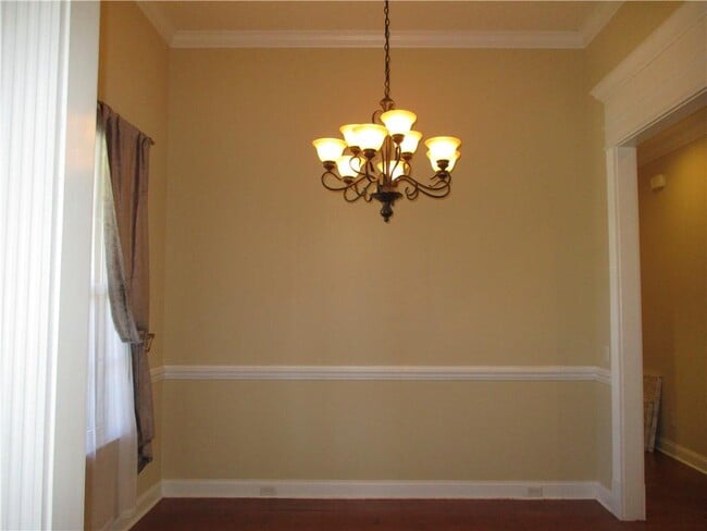 Building Photo - 554 Freedom Trail