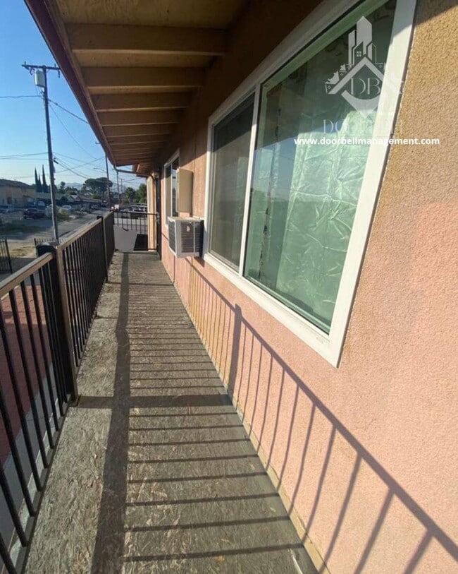 Building Photo - 24204 Clover Ave