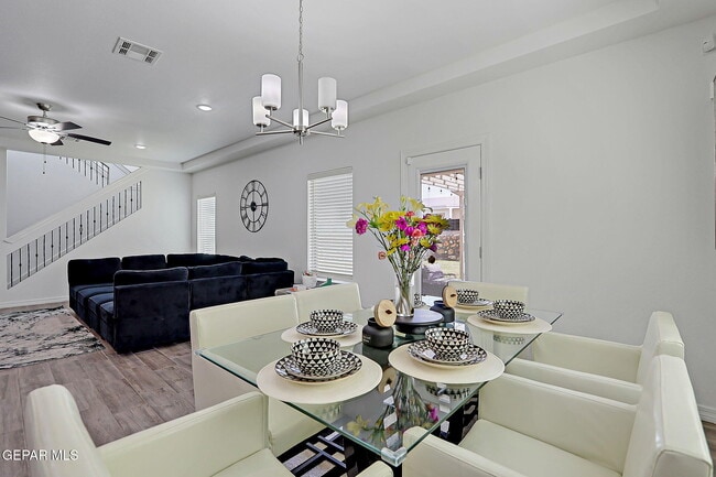 Building Photo - 12816 Linstead Ave