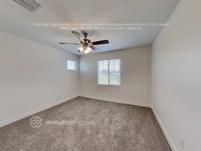 Building Photo - 2105 N 211th Dr