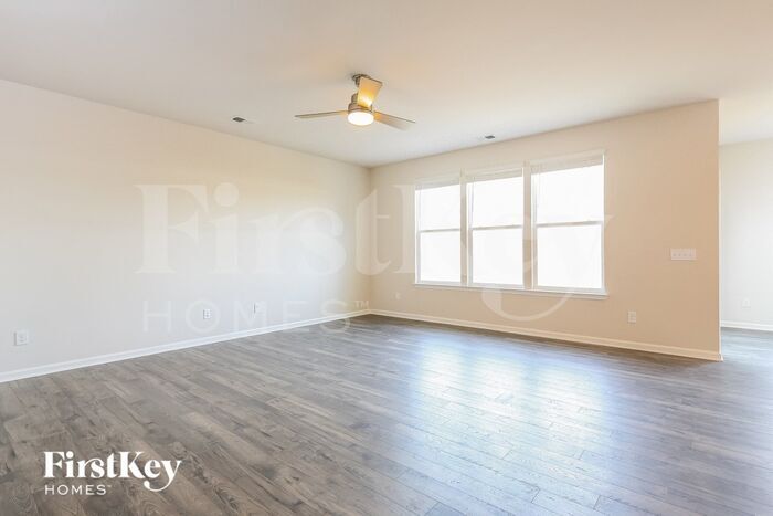 Building Photo - 628 Okame Ct