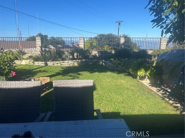 Building Photo - 5915 Finecrest Dr