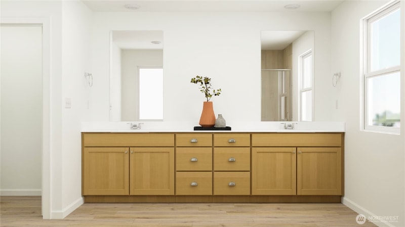 Building Photo - 20427 Myrtle Pl E