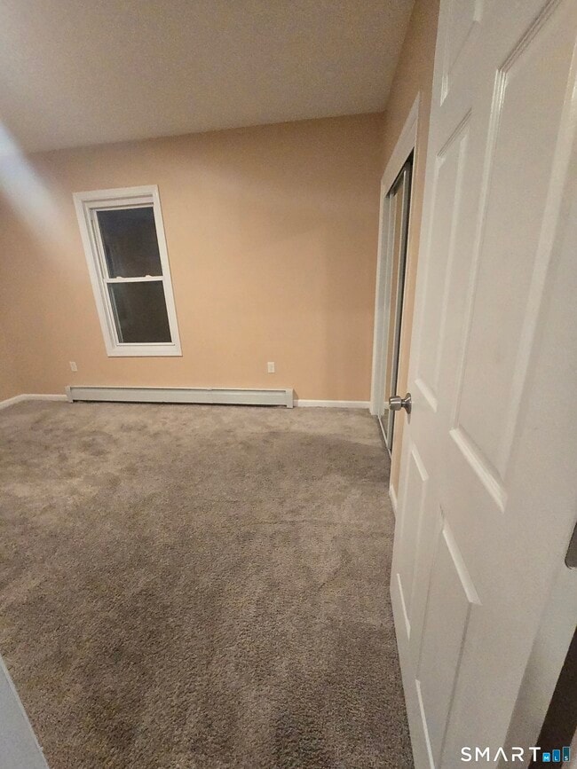 Building Photo - 38 Burton St