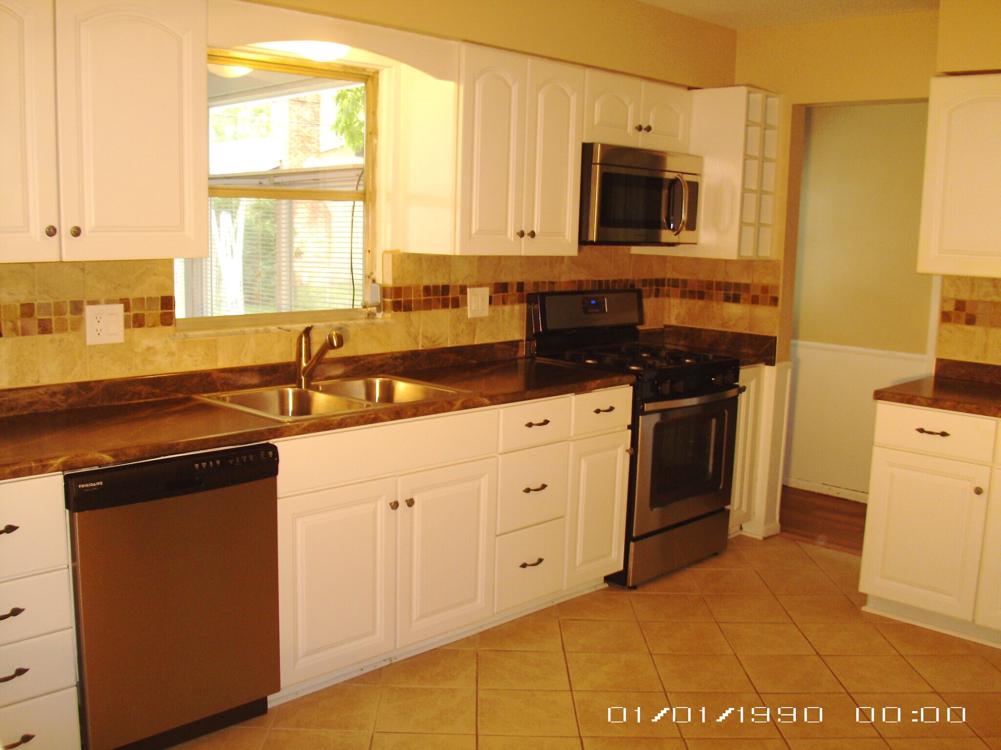 Kitchen - disregard photo date - 4766 Maize Road