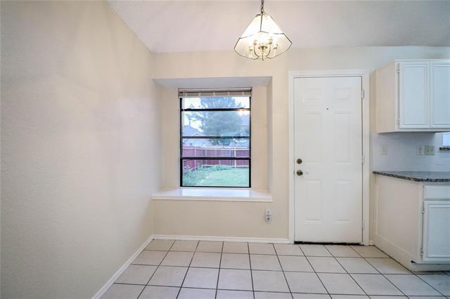 Building Photo - 2109 Lavender Ln