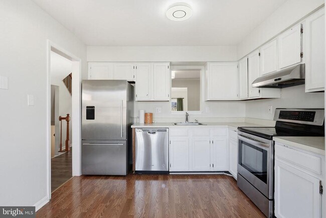 Building Photo - 6739 Rockledge Pl