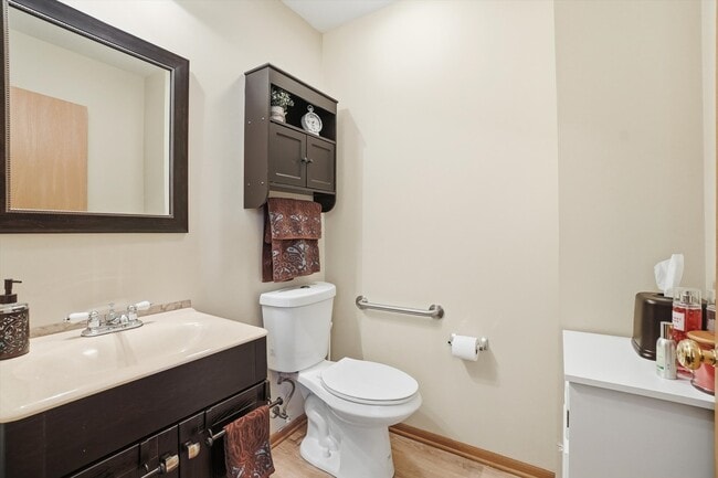 Building Photo - 315 Ogden Falls Blvd