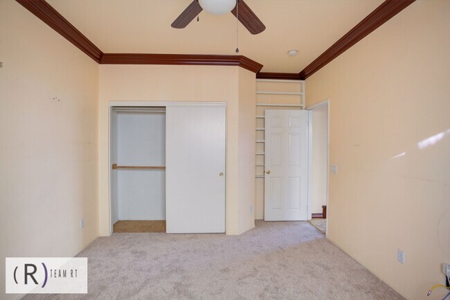 Building Photo - NEW PROMO PRICE! $3,470/MO