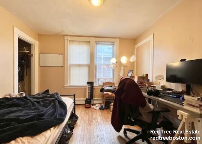 Building Photo - 6 Eldora St