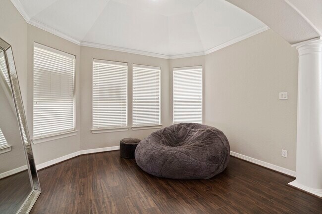 Building Photo - 4502 Creek Point Ln