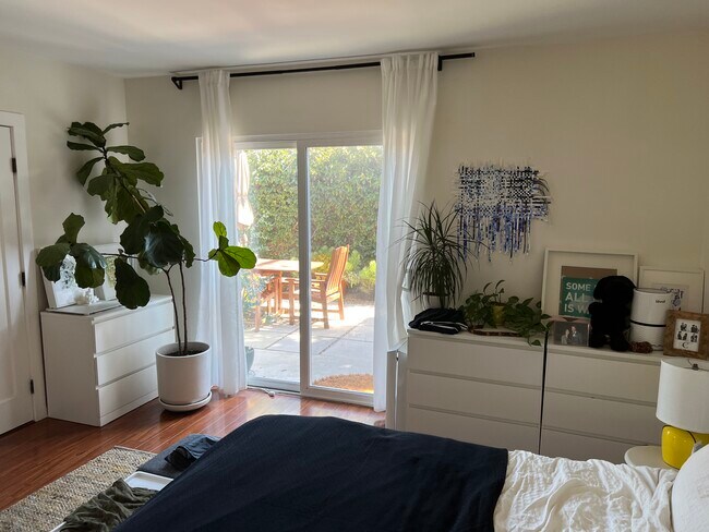 Bedroom opens to private yard - 4360 Stewart Ave