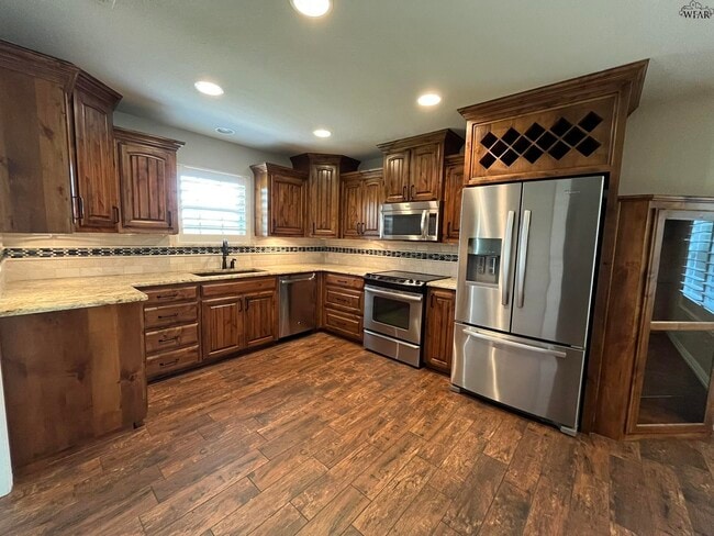 Building Photo - 4863 Rhea Rd