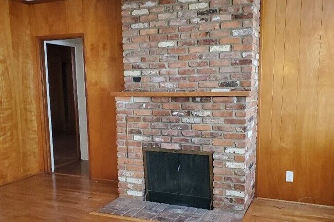 Living Room - 1815 Idaho Ave