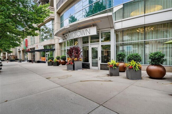 Building Photo - 1080 Peachtree St NE