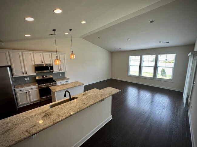 Building Photo - 236 Wooden Wheel Ln