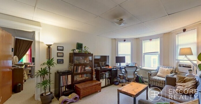 Building Photo - 110 Thurston St