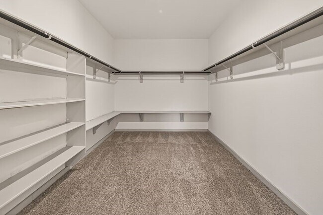 Building Photo - 7538 Keystone Blossom Trl