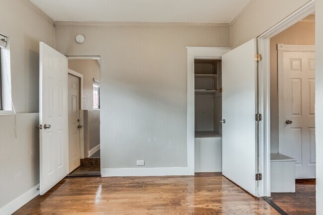 Building Photo - 4435 Clay St