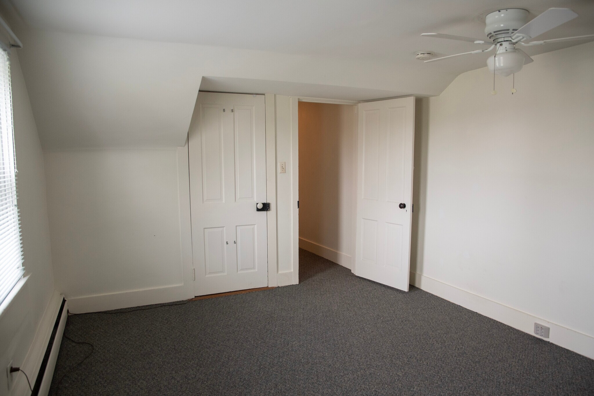 Building Photo - 1366 Lititz Rd