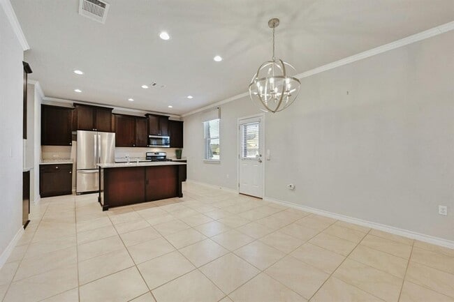 Building Photo - 5508 Mickelson Cove