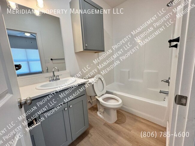 Building Photo - 5723 Kemper St