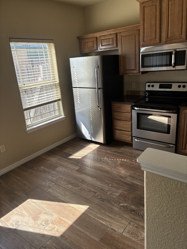 Building Photo - 3515 S 66th St