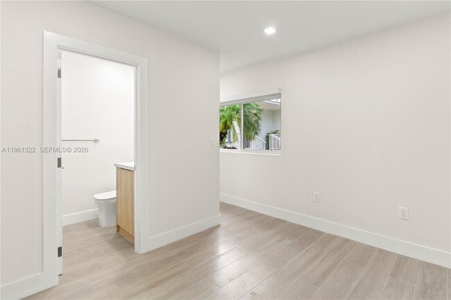 Building Photo - 1261 98th St