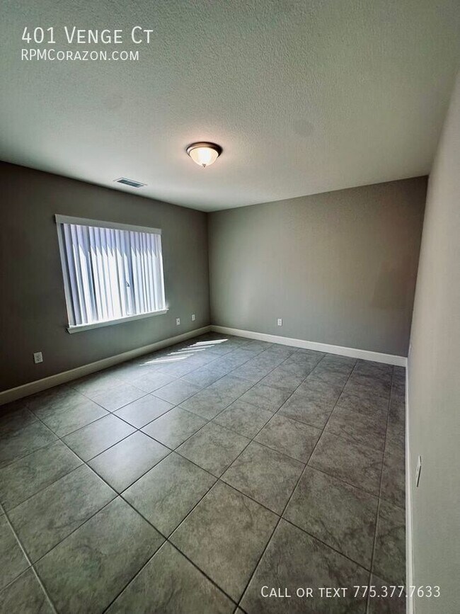 Building Photo - 401 Venge Ct