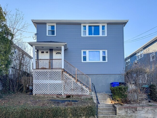 Building Photo - 74 Dunboy St