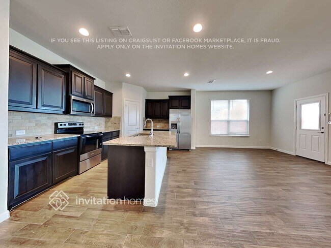 Building Photo - 146 Wagon Mound Dr