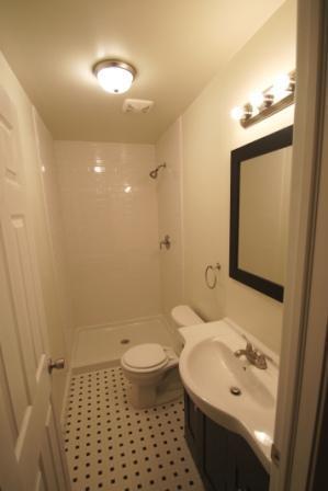 Building Photo - ADORABLE PET-FRIENDLY 2-BEDROOM TOWNHOUSE ...